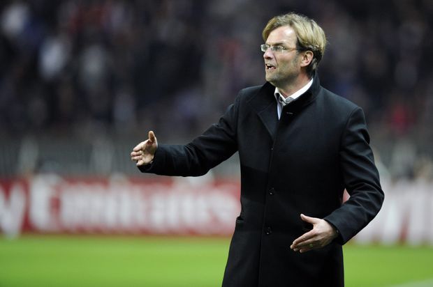 Jürgen Klopp. Trenér, který pozvedl Dortmund. Jürgen Klopp. Trenér, který pozvedl Dortmund.