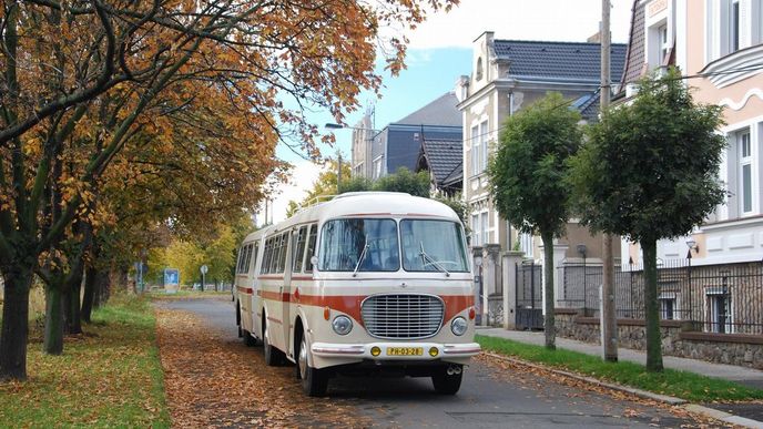 Kloubový autobus Škoda 706 RTO