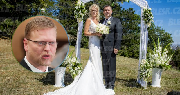 Hamáčkova manželka Kloudová (39) má nový „flek“. Uprosil ji Bělobrádek