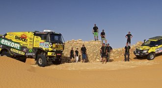 Přípravy na Dakar jsou v plném proudu. KM Racing testoval v tuniské poušti