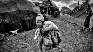 Poslední nepálští nomádi: Život v mlze podle tisíce let starých tradic
