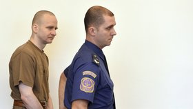 Vrah kmotra Housky u soudu: Zmírnili mu trest na 13 let