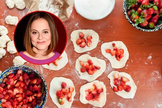 Vyzkoušejte recept Laďky Něrgešové! Už jste ochutnali pečené knedlíky s jahodami? 
