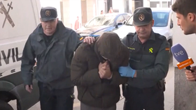 Policie ve Španělsku zadržela  kněze Alfonsa Raula Masa Sota.