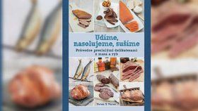 Recenze: Uzenou slaninu připravíte i doma v lepenkové krabici, nevěříte?