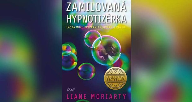 Recenze: Příběh zvláštního milostného trojúhelníku – on, ona a jeho stalkerka