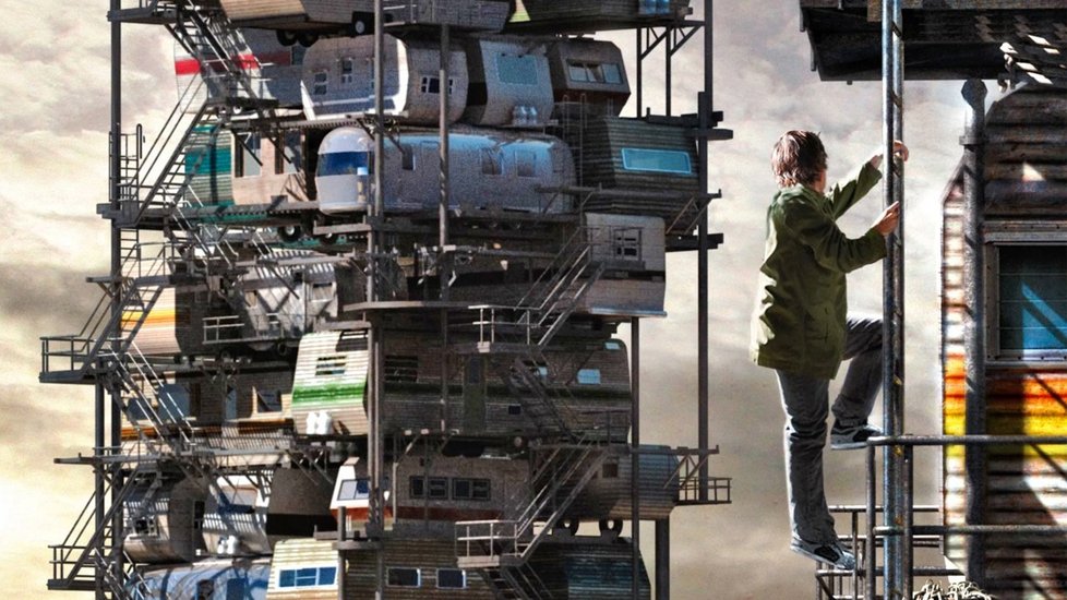 Ready Player One: Hra začíná • Děj filmu legendárního režiséra Stevena Spielberga je zasazen do roku 2045, kdy se svět ocitá na pokraji chaosu a kolapsu. Lidé však nalezli spásu v OASIS, rozsáhlém světě virtuální reality, který vytvořil geniální a excentrický James Halliday (Mark Rylance). Když Halliday zemře, odkáže své nesmírné bohatství prvnímu člověku, který najde Velikonoční vajíčko ukryté někde v OASIS.