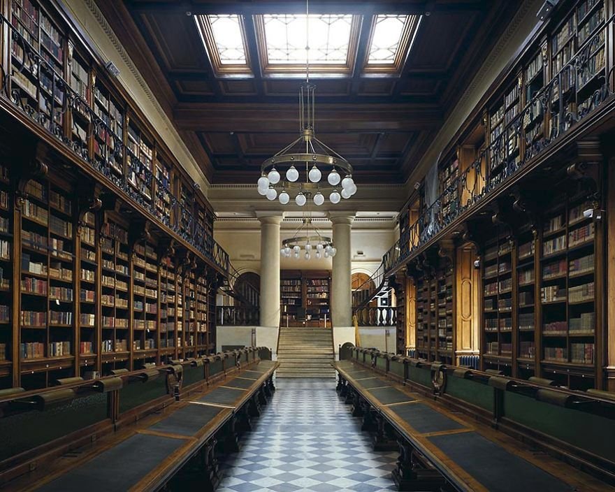 The Crociera Library, Řím, Itálie