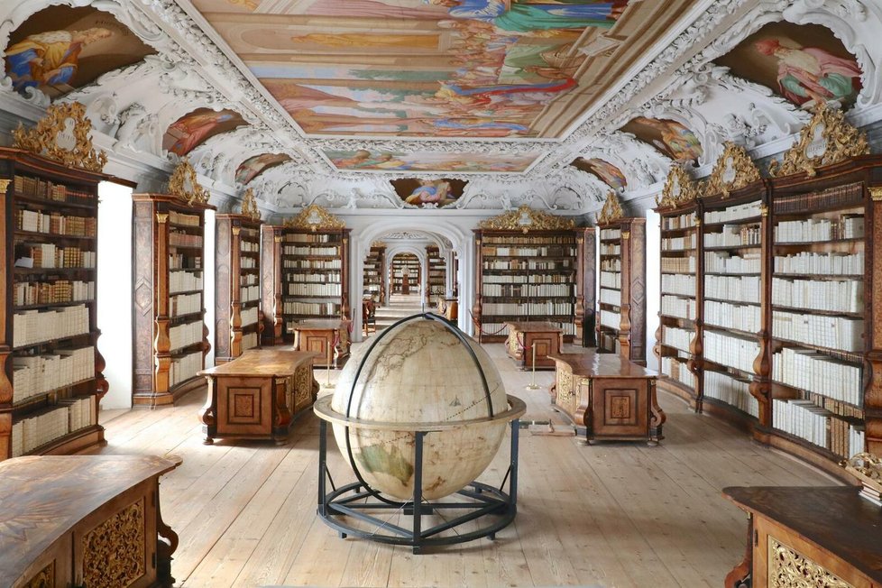 Stiftsbibliothek Kremsmünster, Kremsmünster, Rakousko