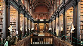 TOP 10: Zajímavé světové knihovny, které z vás udělají knihomola TOP 10: Zajímavé světové knihovny, které z vás udělají knihomola