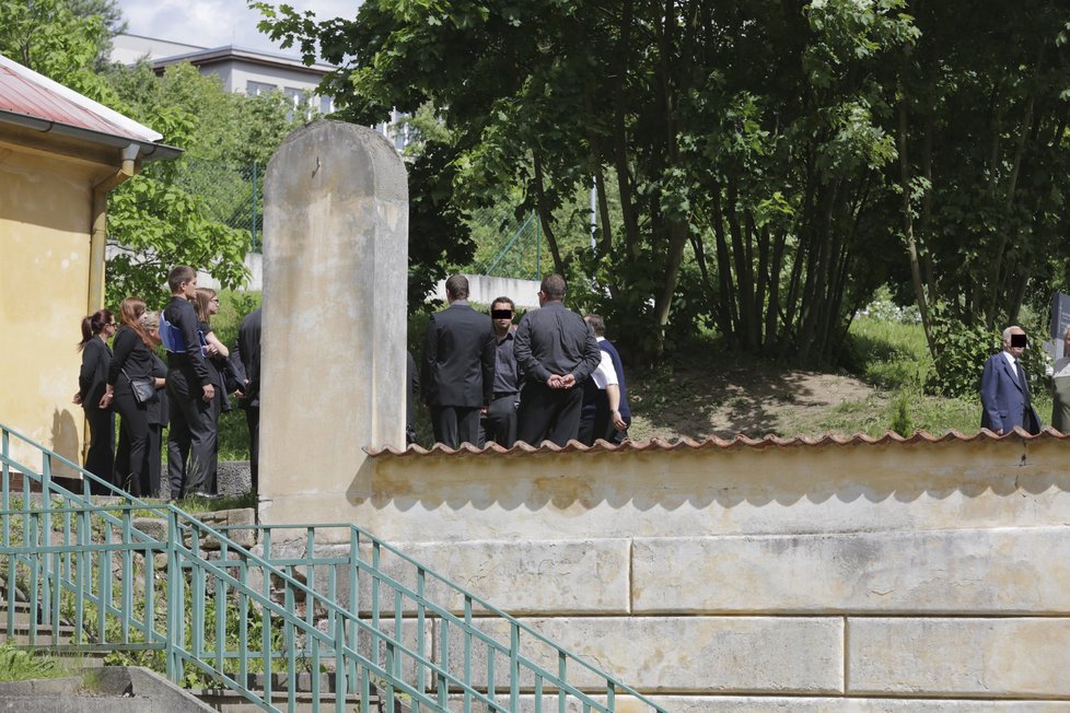 Rodina a přátelé se dnes naposledy rozloučili s knihovnicí Hankou.