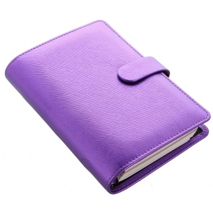 Diář Filofax Saffiano Metallic Violet osobní, 1250 Kč, Fillofax. Diář je standardně naplněn českým a slovenským kalendářem na celý rok 2020 - týden na 2 strany.