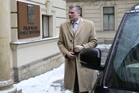 „Nahoněné ego a výmluvy.“ Turek jako zmocněnec vlády schytává kritiku opozice