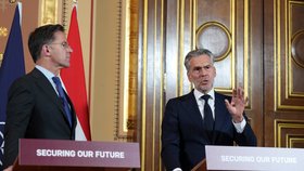 Setkání s novináři v Londýně po jednání „koalice ochotných“ (24. 10. 2025)