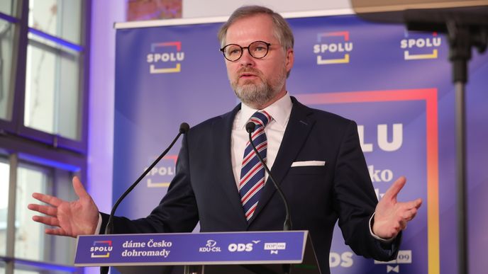 Předseda ODS Petr Fiala vede stranu do voleb v koalici s TOP 09 a KDU-ČSL