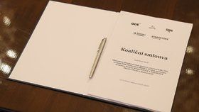 Koalice Spolu a PirStan podepsaly koaliční smlouvu (8.11.2021)