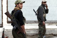 Teroristé dostali na frak: Radikálové z ISIS se stahují z Kobani!