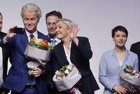 Sjezd krajní pravice v Německu: Evropa se probouzí, hřímala Le Penová