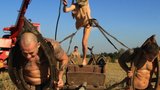 Nahá Kobzanová bičem vypráskala skandální kalendář
