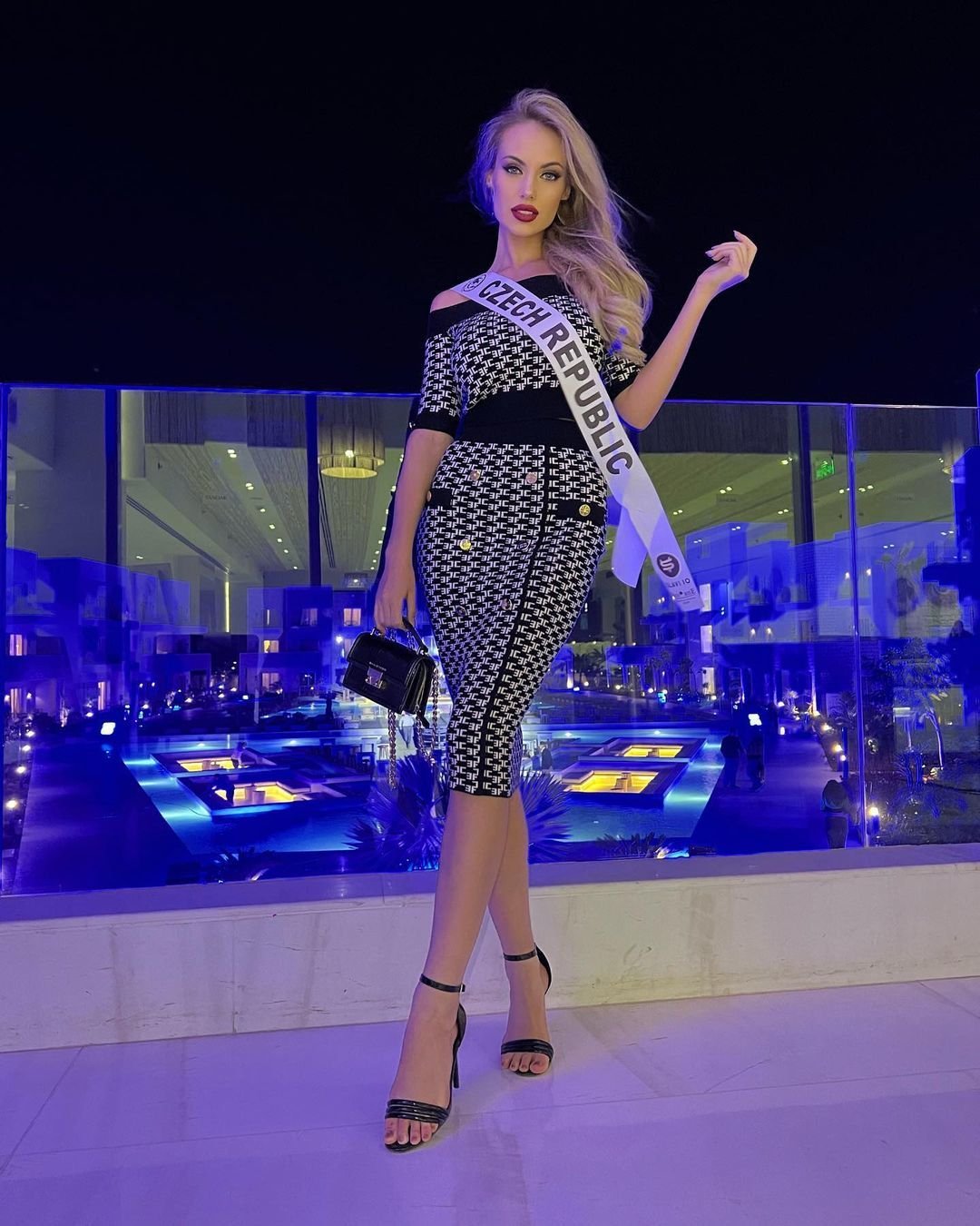 Miss Natálie Kočendová vyhrála mezinárodní soutěž krásy, která se konala v Egyptě.