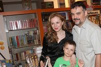 Moderátorka Kociánová s rodinou: Adoptovanému synovi zachránila dětství