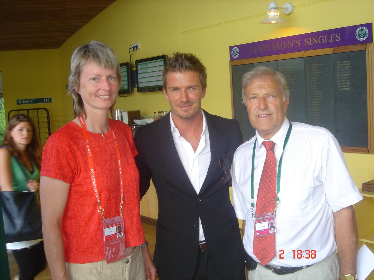 2010: Ve společnosti tenistky Sukové a fotbalové legendy Beckhama.