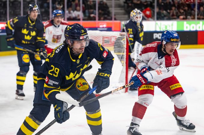 ONLINE: Česko - Švédsko 0:1. Národní tým prohrává, soupeř využil přesilovku ONLINE: Česko - Švédsko 0:1. Národní tým prohrává, soupeř využil přesilovku