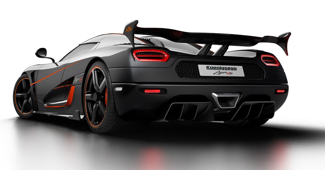 Koenigsegg Agera RS boural při testování