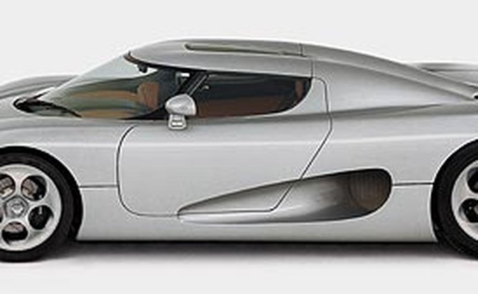 Stáhněte si nové video - Koenigsegg CC8S