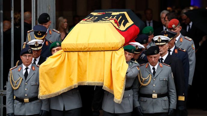 Pohřeb bývalého německého kancléře Helmuta Kohla.