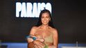 Mara Martin na přehlídce Sports Illustrated Swimsuit kojila svou pětiměsíční dceru