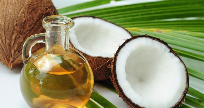 Kokosový olej: Zhubnete po něm, nebo je to lež? 