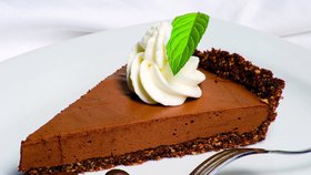 Čokoládový koláč je prý nejlepší snídaně pro hubnutí.