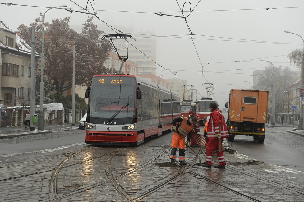 Ledovka může ovlivnit i městskou hromadnou dopravu.