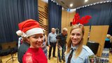 Nesem vám noviny, zpívají strážníci z Brna: Unikátní koledy pomohou nemocným dětem
