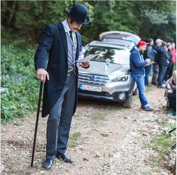 Historické auto si zahrálo jen v několika záběrech. Nejůdležitější byla bezpečnost herců na place.