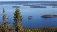 Výhled z hory Koli nabízí úchvatný pohled na typickou finskou krajinu tisíců jezer.
