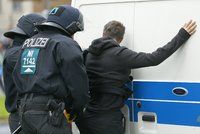 Razie proti radikálům: Německo prověřuje pravicové teroristy, měli plánovat útok