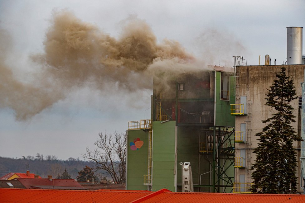 Požár elektrárny v Kolíně.