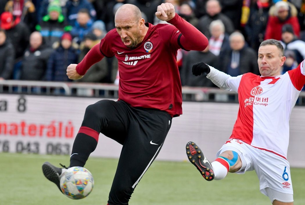 Jan Koller si na Silvestra poprvé zahrál legendární silvestrovské derby pražských &#34;S&#34;