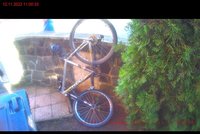 Předčasný Ježíšek v Brně: Muž našel pod stromečkem horské kolo