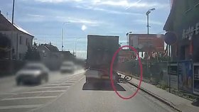 Cyklista po nehodě nadýchal tři promile.