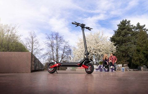 Elektrokoloběžky Sencor: Flexibilita do města i adrenalin v terénu