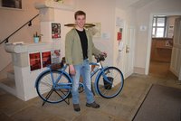 Student Petr (19) z Bílovce propadl kráse kol: Veterány sbírá a renovuje