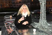 Exzpěvačka skupiny Holki Kolomazníková: Restart po operaci střev! A už se zase musí otáčet