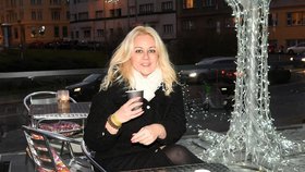 Exzpěvačka skupiny Holki Kolomazníková: Restart po operaci střev! A už se zase musí otáčet 
