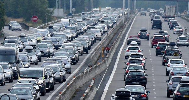 Čechy na cestě do Chorvatska čeká dopravní kolaps. Kudy jet o víkendu na Jadran?