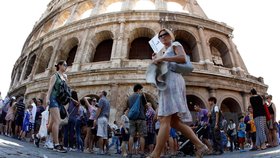 Antická památka je hojně navštěvována turisty, včetně těch českých