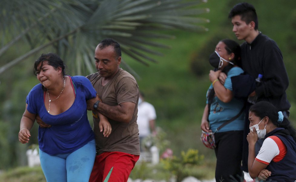 Kolumbie vyhlásila stav nouze, obětí sesuvu je 273.