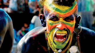 Bitva barev aneb Divoký karneval v kolumbijském městě Barranquilla